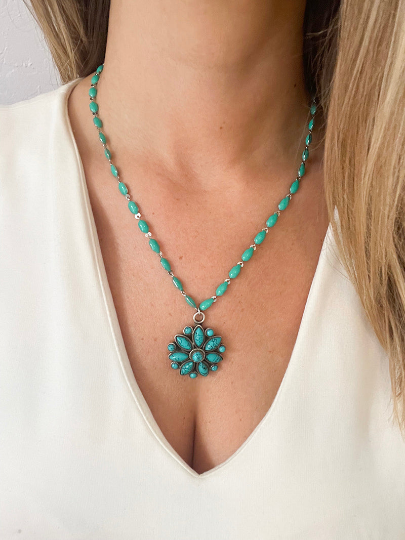 Stone Flower Necklace | Layering Necklace | Hayley Style