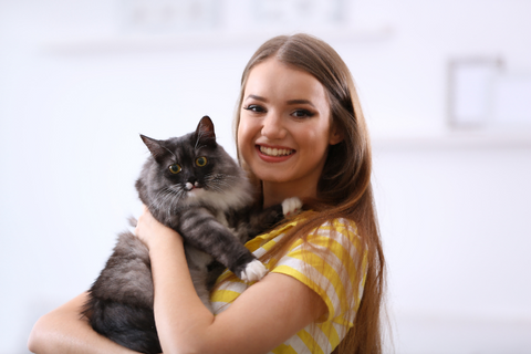 Caring for Hair Extensions: Lessons from Cats