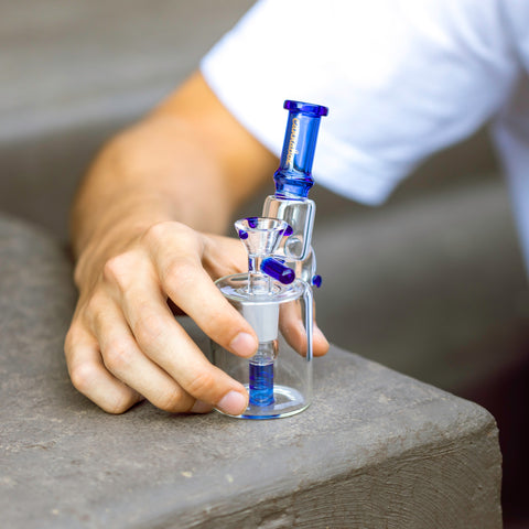 Pros and Cons of Weed Pipes–