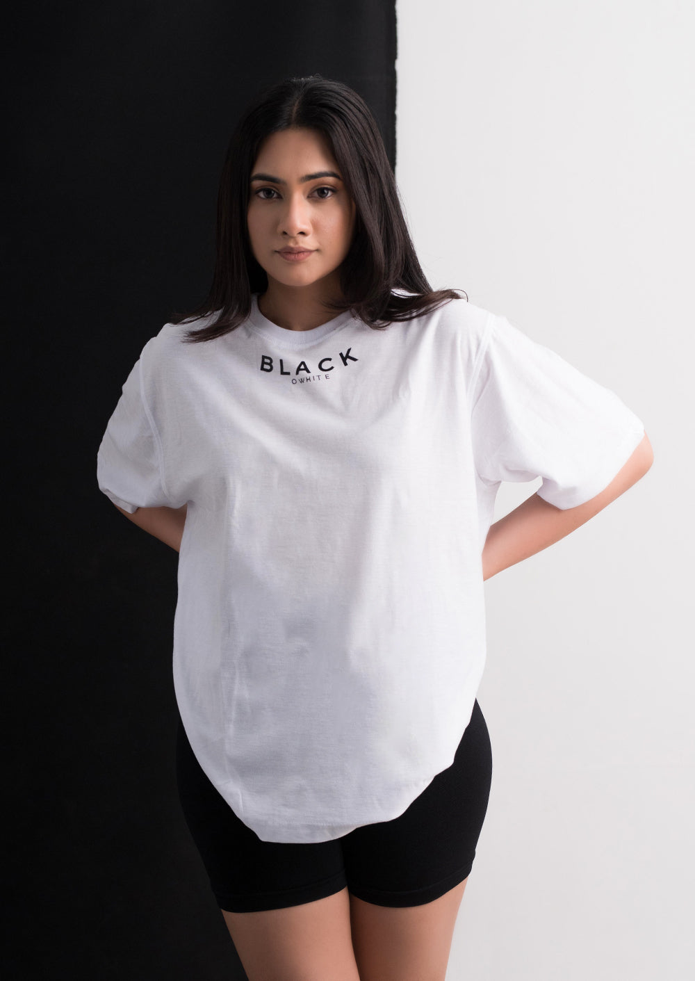 White oversized Tee Ladies – blackowhitecore