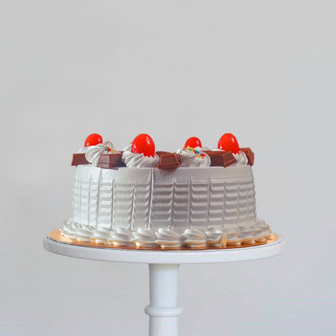 Vanilla kitkat Cake | vanilla cake |online – BakersG India