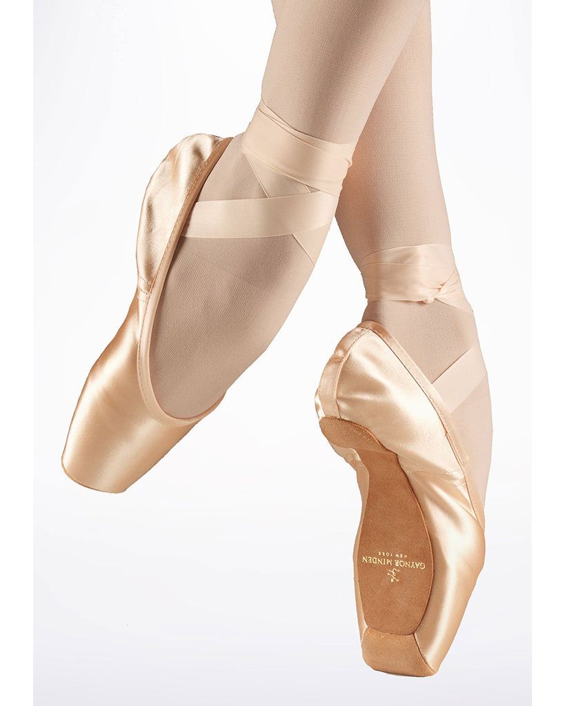 Gaynor Minden Lyra Classic Pointe Shoes - Beam & Barre