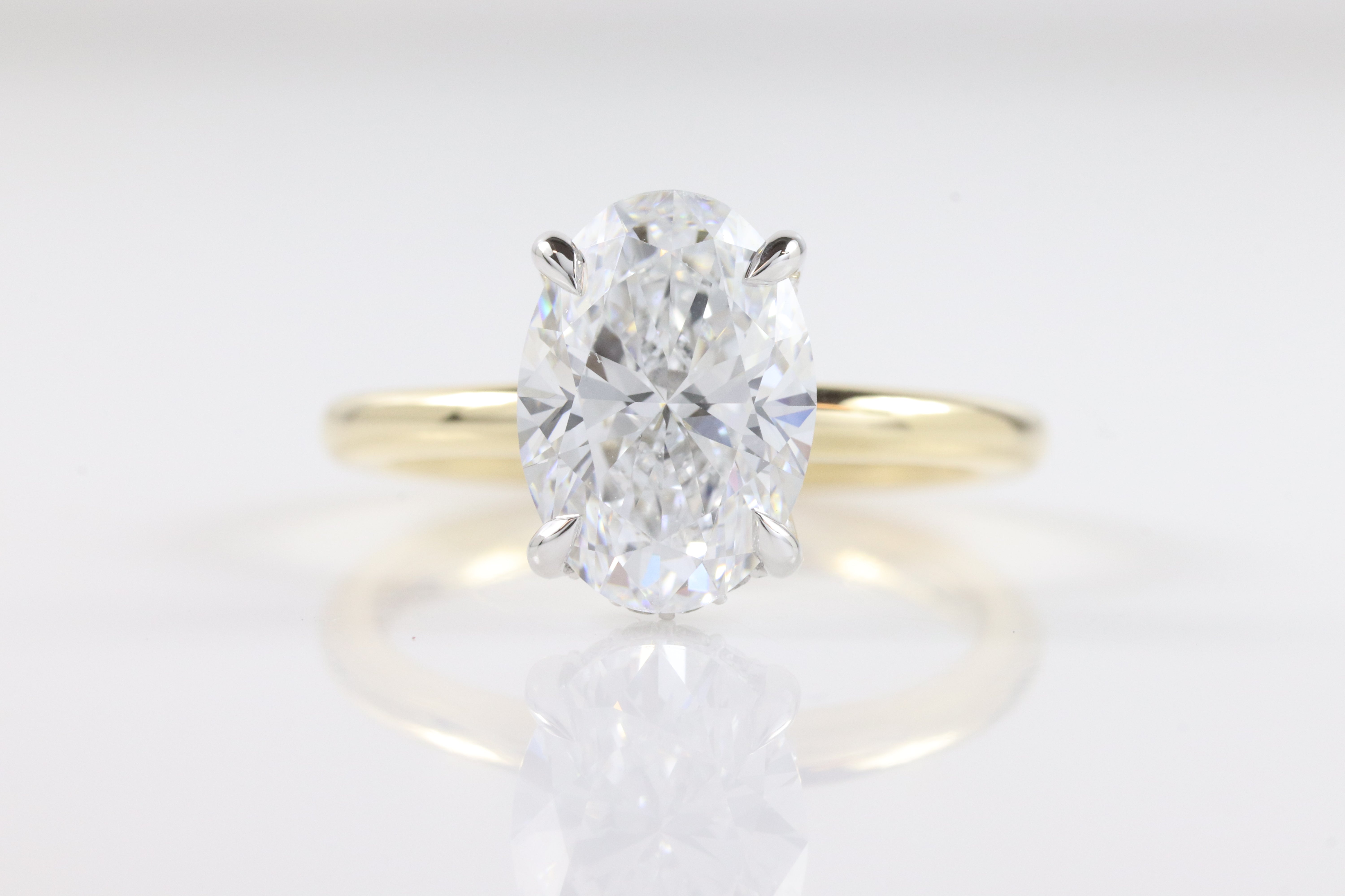Belle Hidden Halo | 2.95ct D-VVS2 Oval | 14k Two-Tone