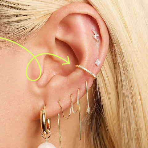 Piercing Conch: dolor, curación, joyas  - Obsidian Piercing