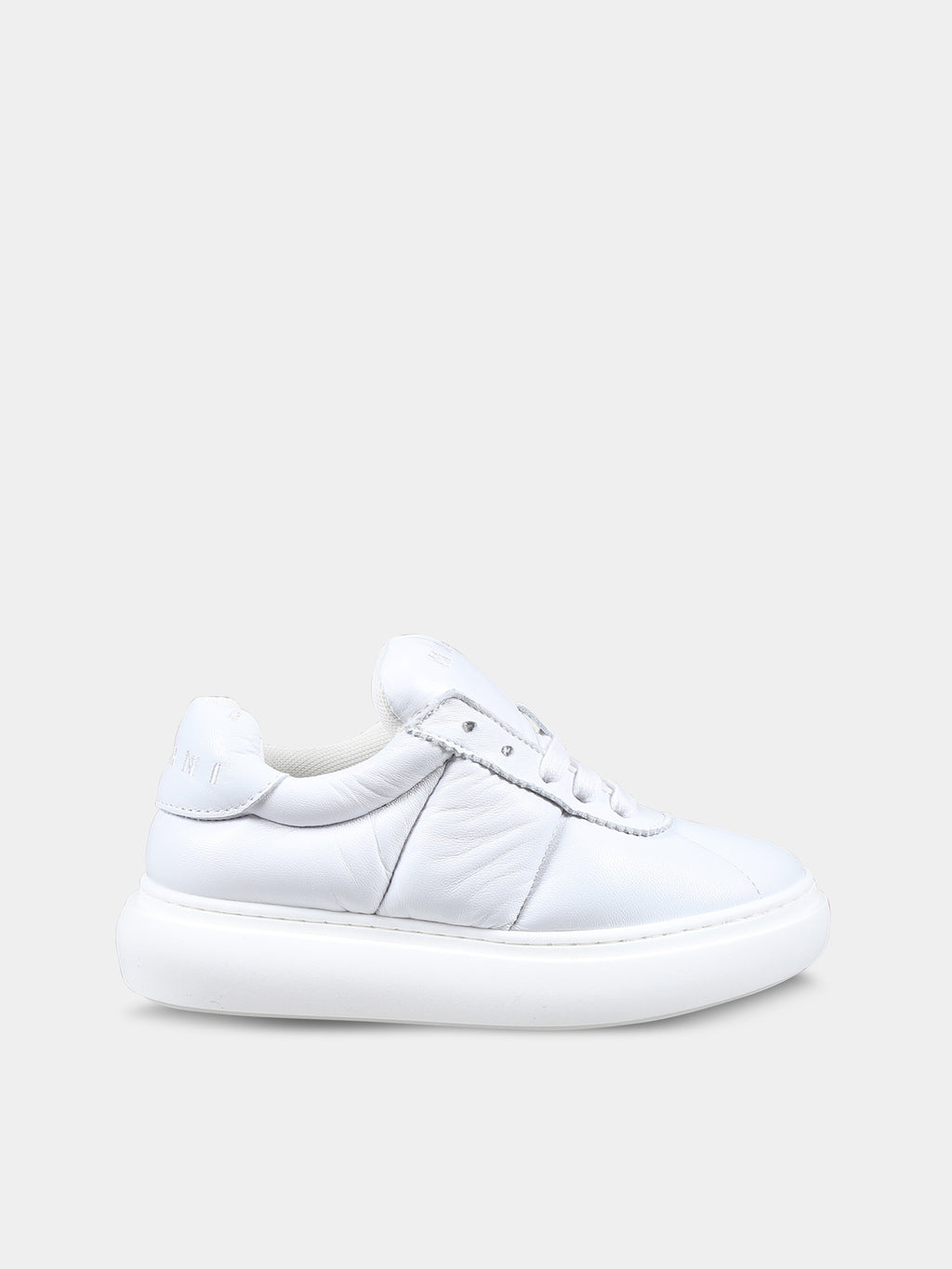 White sneakers for girl with logo