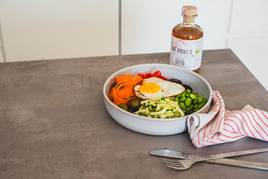 Schnelles leckeres Salatdressing für Bowls und alle Salate