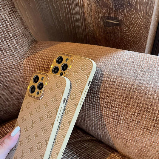 Louis Vuitton (gold) Case – Brandgenics