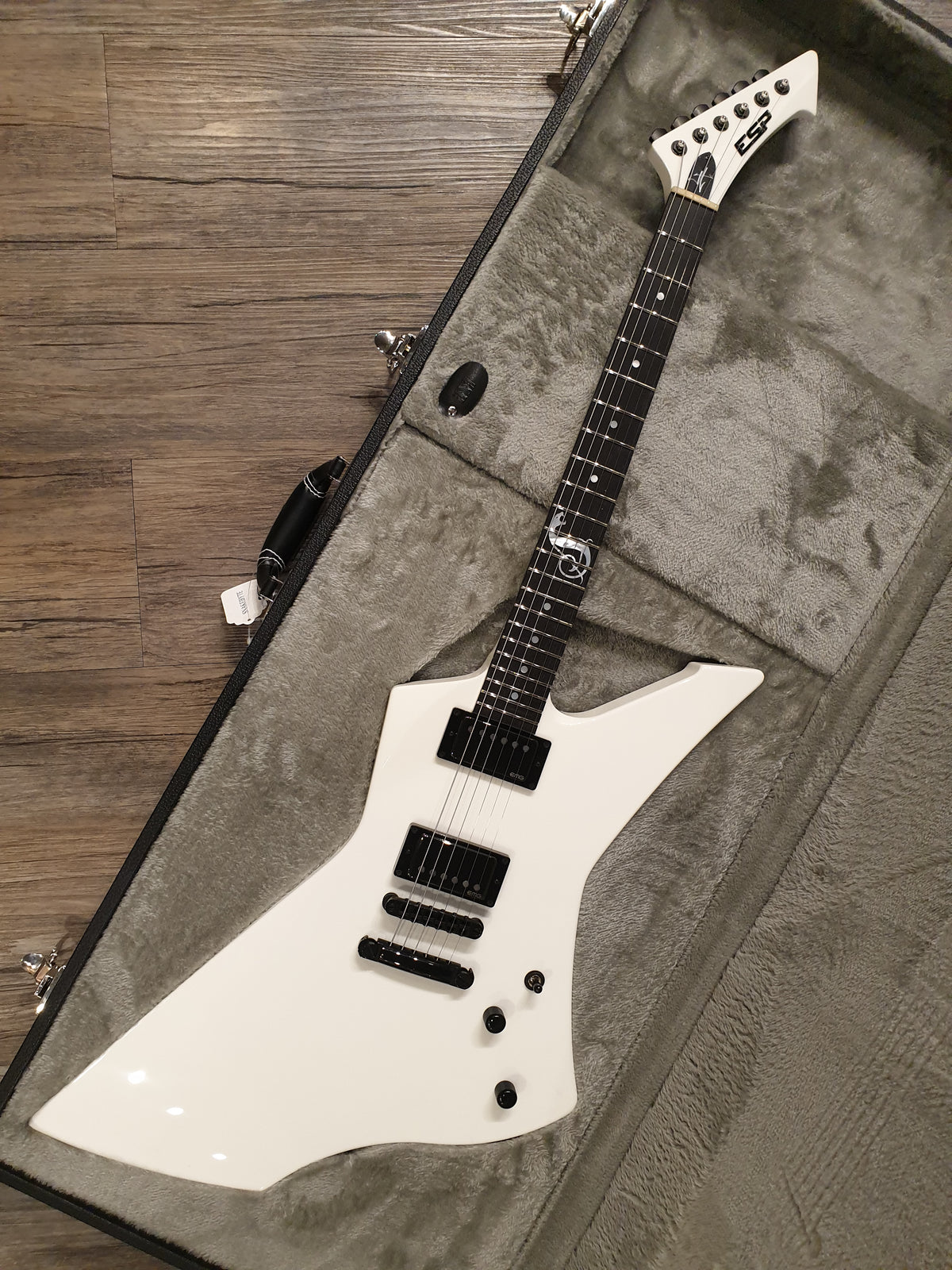 esp ltd snakebyte white