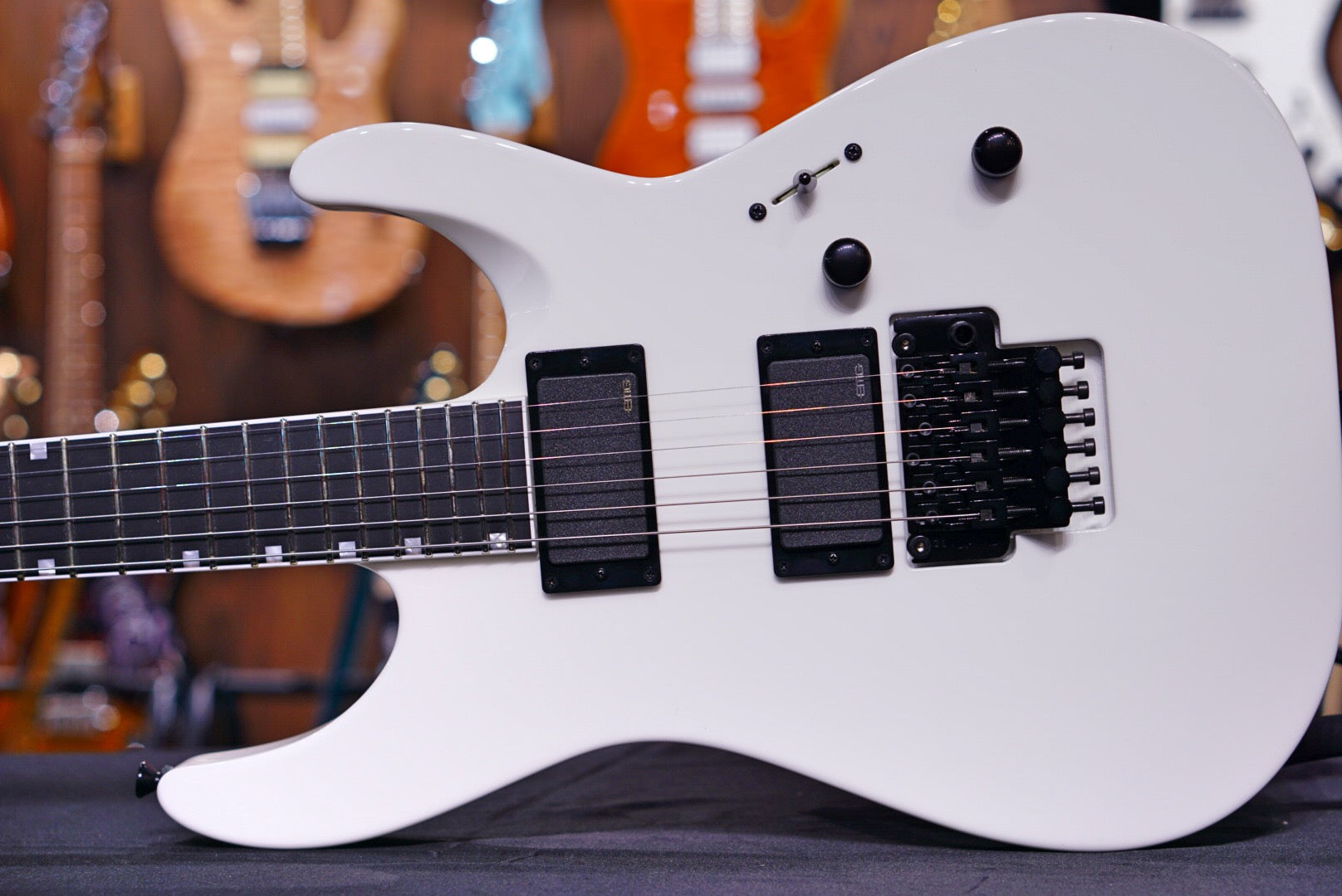 Esp Original M Ii Ctm 19 Snow White E Hiendguitar