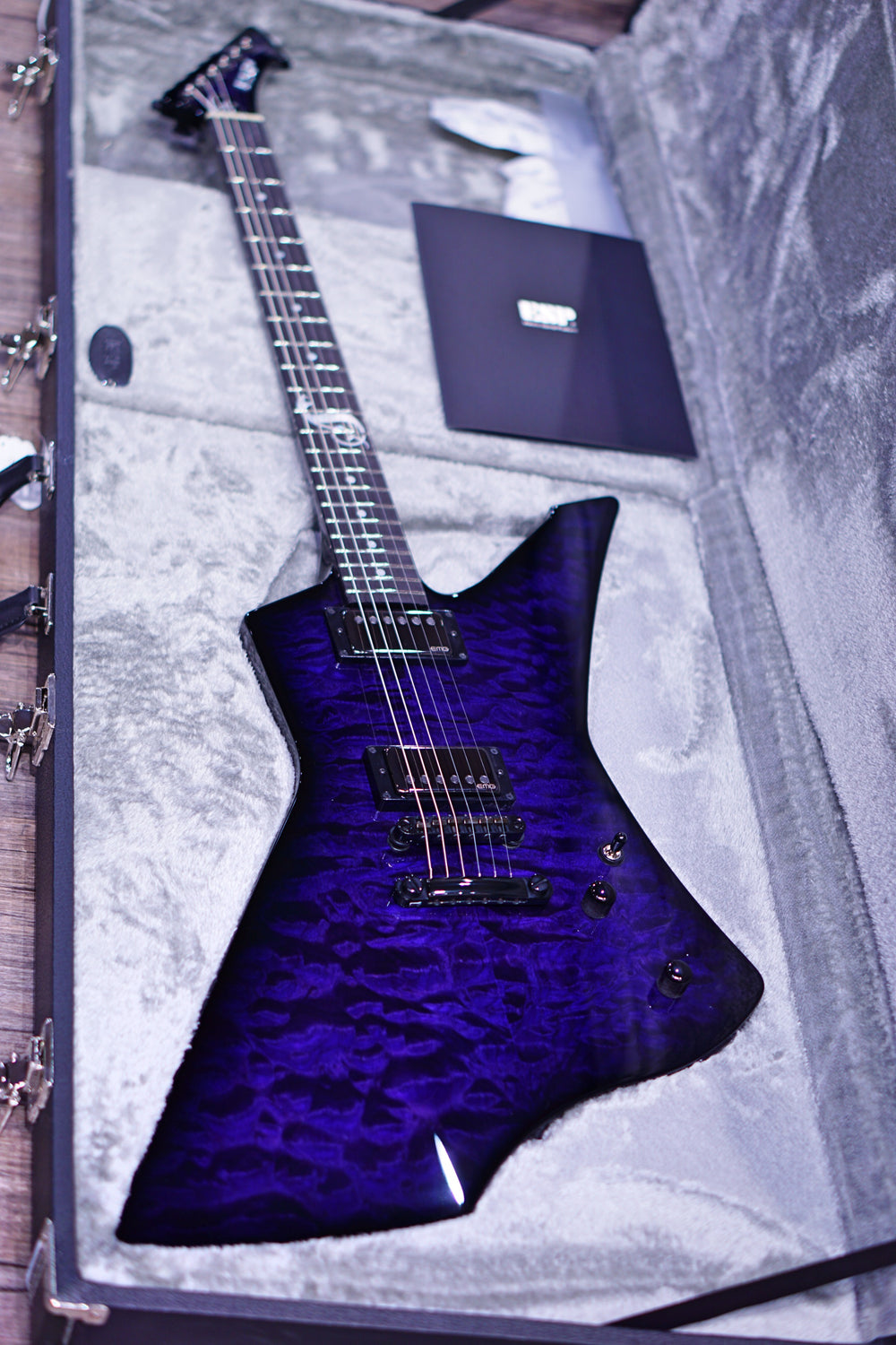 james hetfield purple guitar