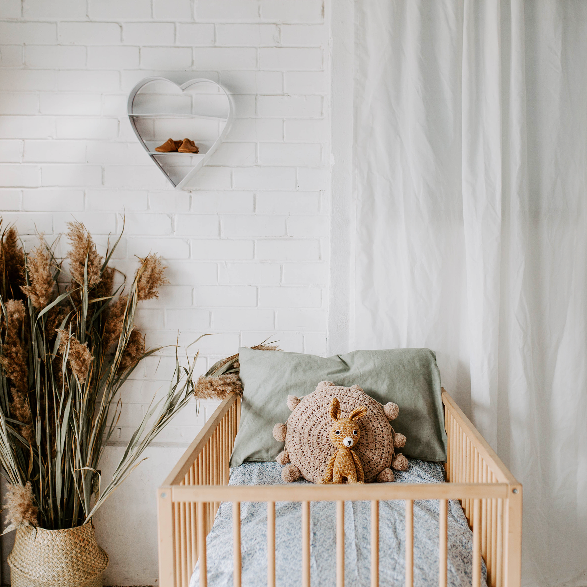 NAVY LEAF COT SHEET