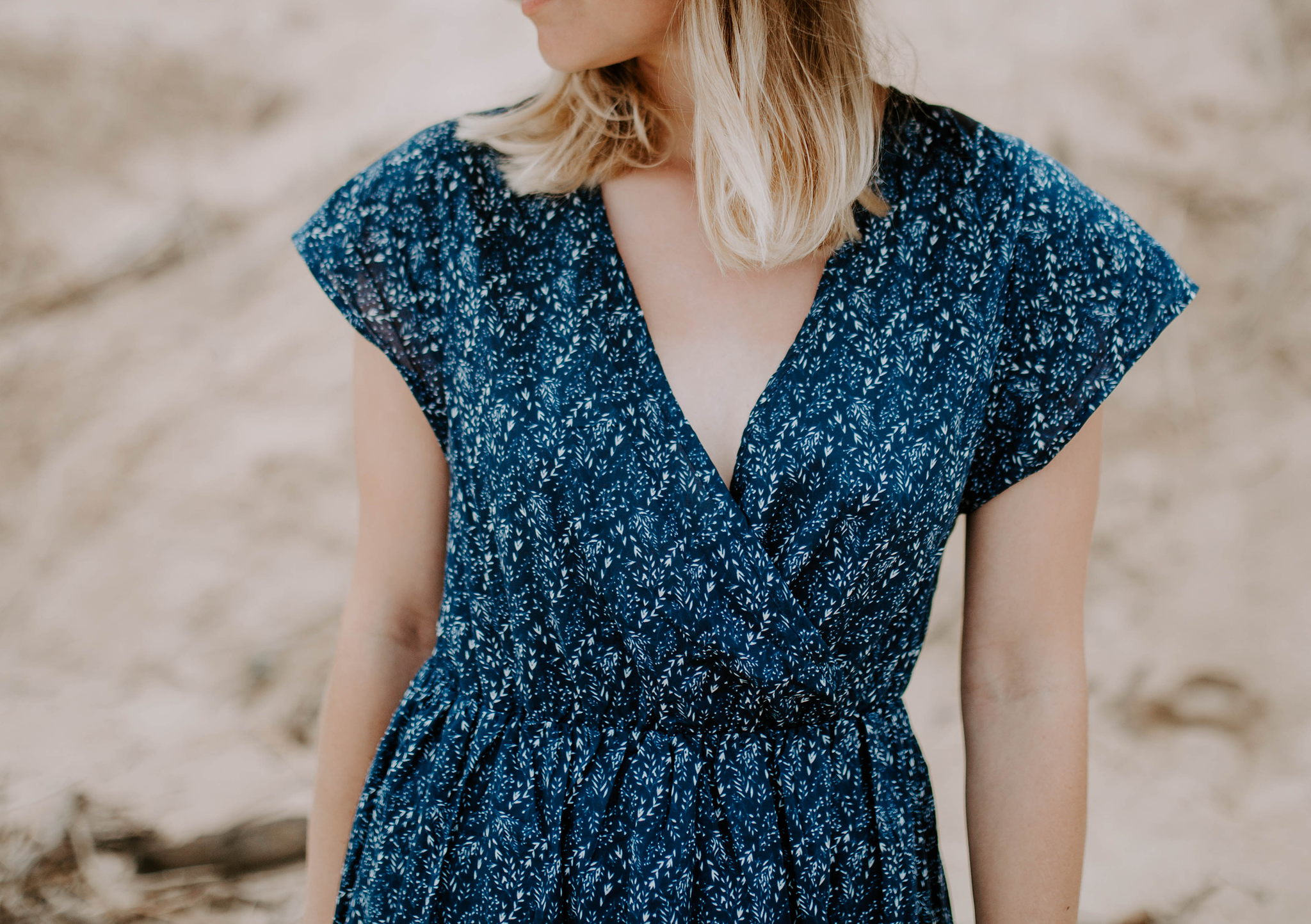 JESSICA DRESS NAVY LEAF PRINT