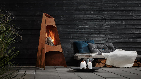 Redwood Delta Outdoor Fireplace