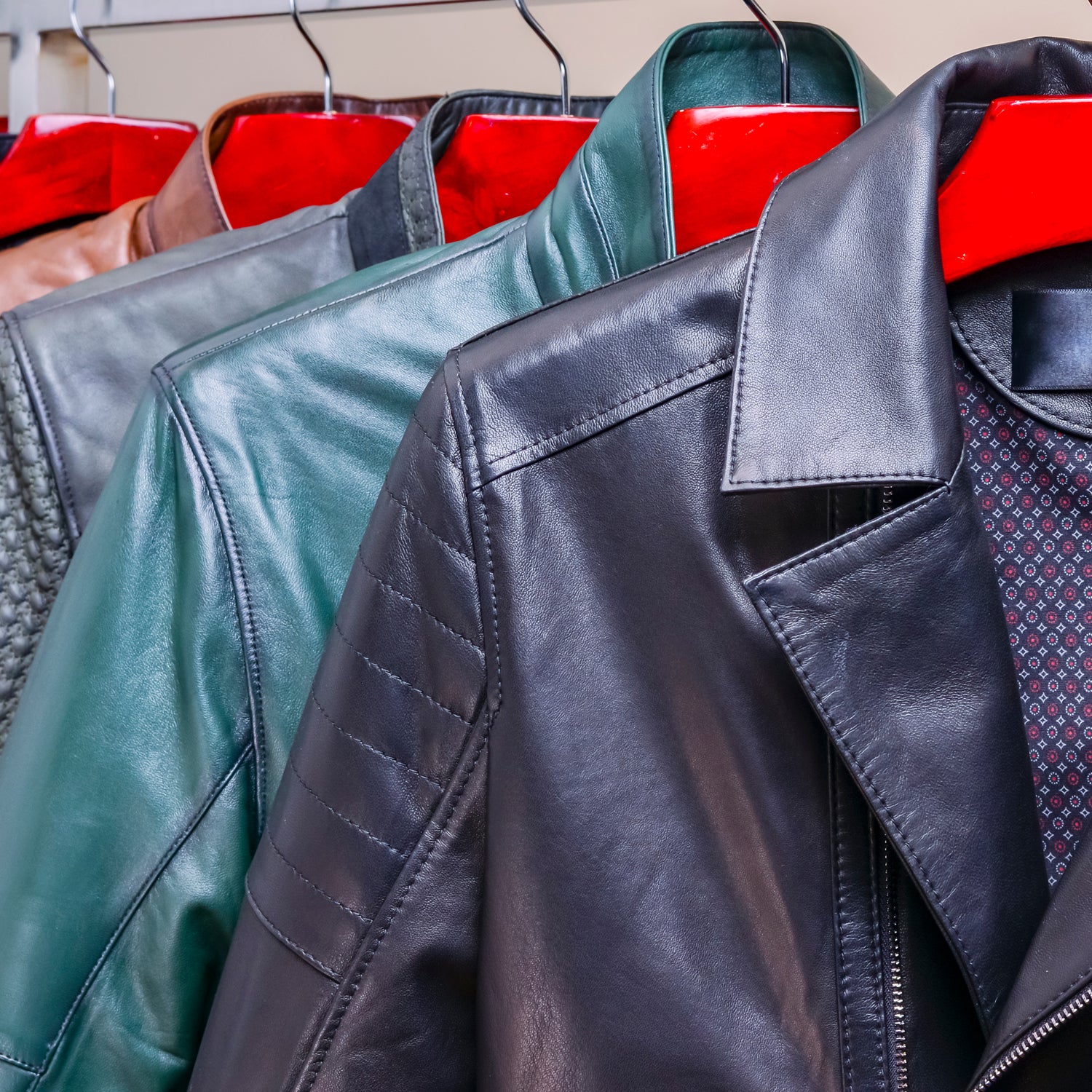 Everything You Need to Know About Leather Jacket Lining – Poshéle