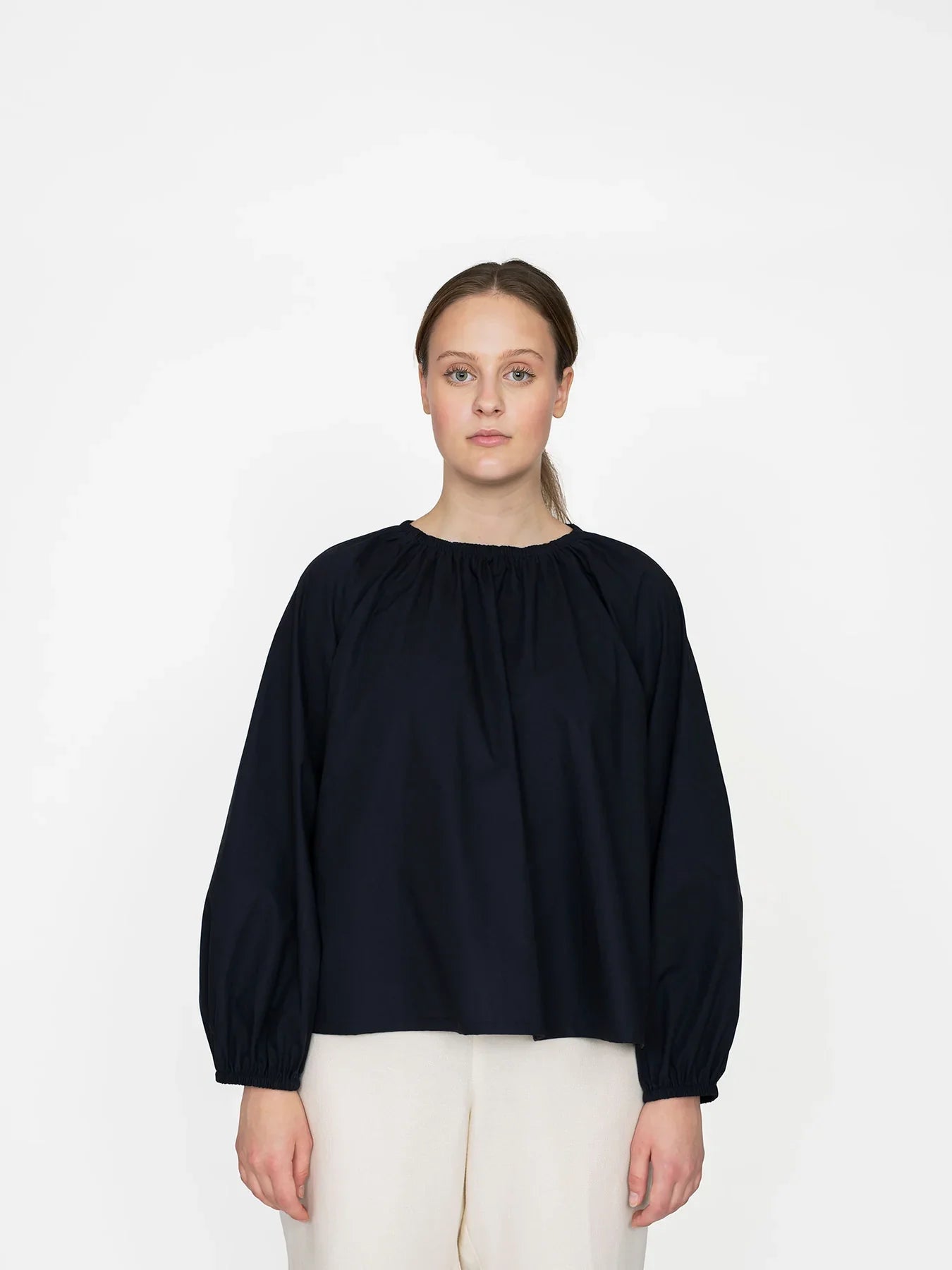 TheAssemblyLineBillowBlouseSewingPattern4 b16521f9 7a26 4704 b205 db4fc353996a