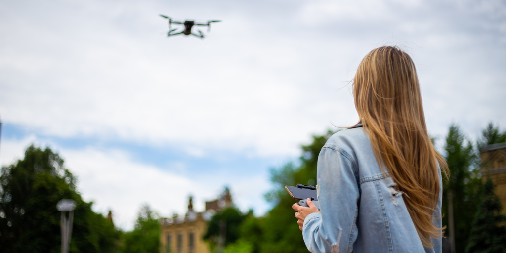 pilot drona incepator reglementari legislatie drone 2024