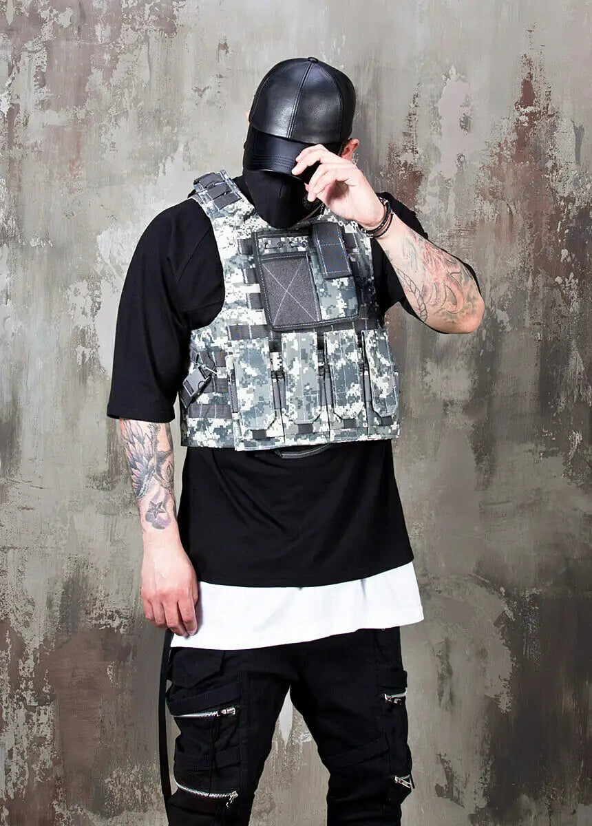 techwear bulletproof vest