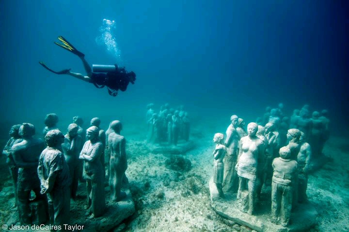 Underwater sculpture garden - Jason deCaires Taylor