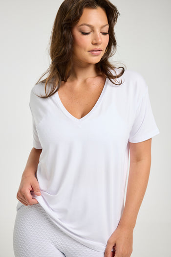 Essential V-Neck Tee White