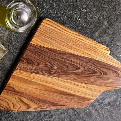 Servierbrett Holz mit Oel reinigen