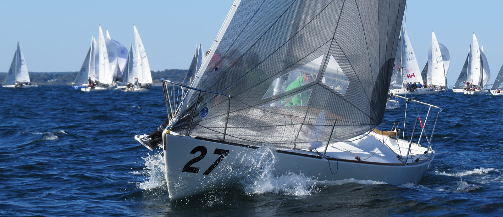 J/24 powered by North Sails