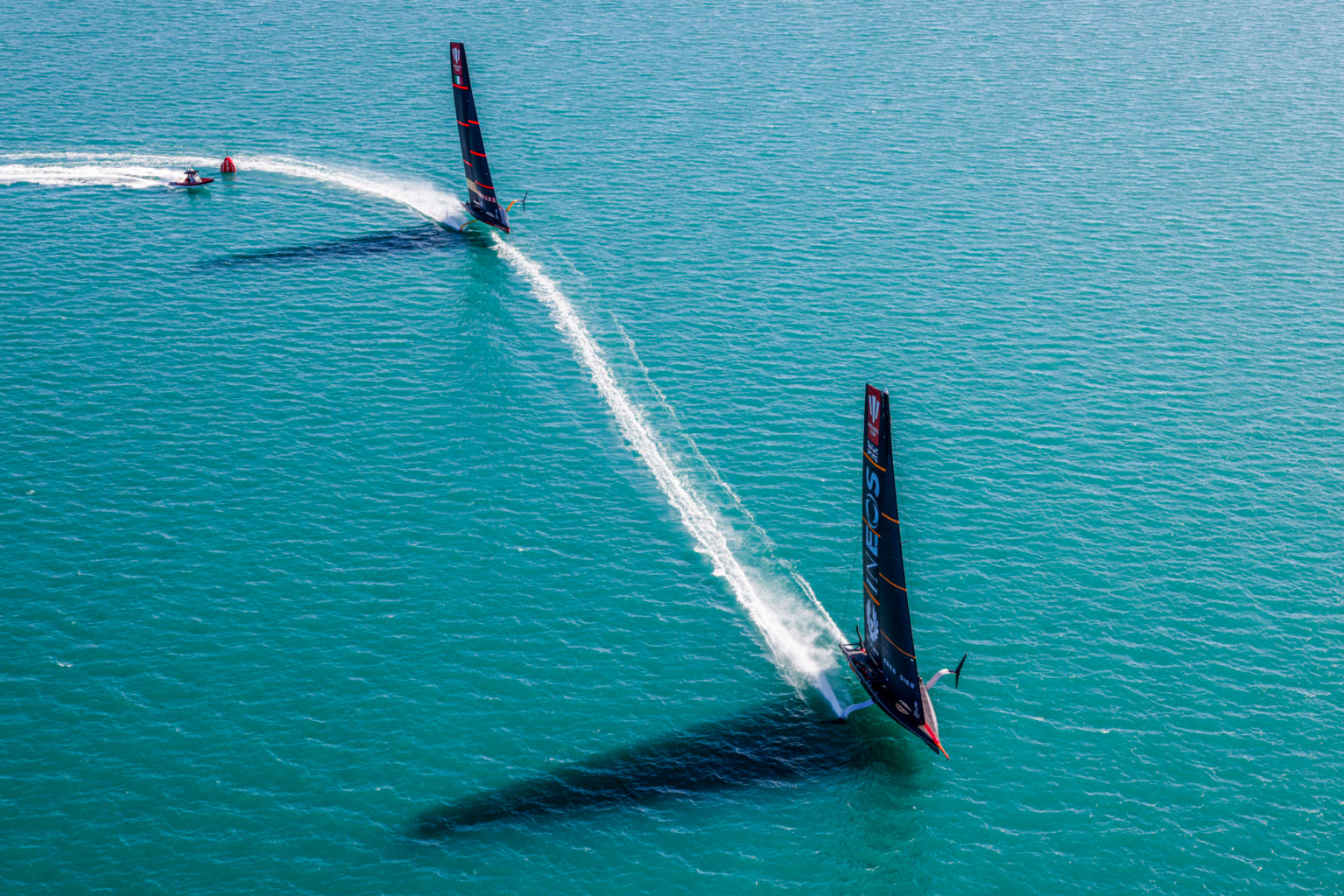 New Zealand takes commanding lead against Oracle in America's Cup