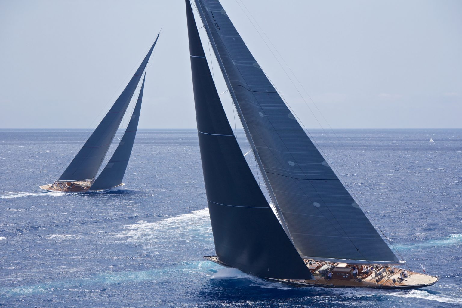 sailboat mast dimensions