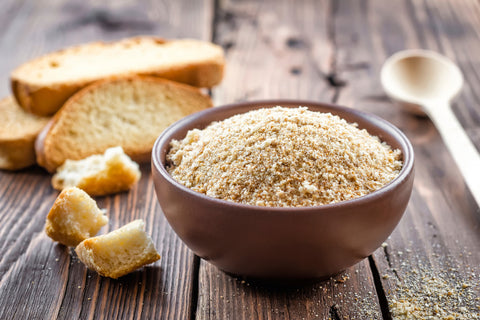 Broodkruim is een veelzijdig ingrediënt dat in veel recepten kan worden gebruikt, van gehaktballen tot schnitzels.