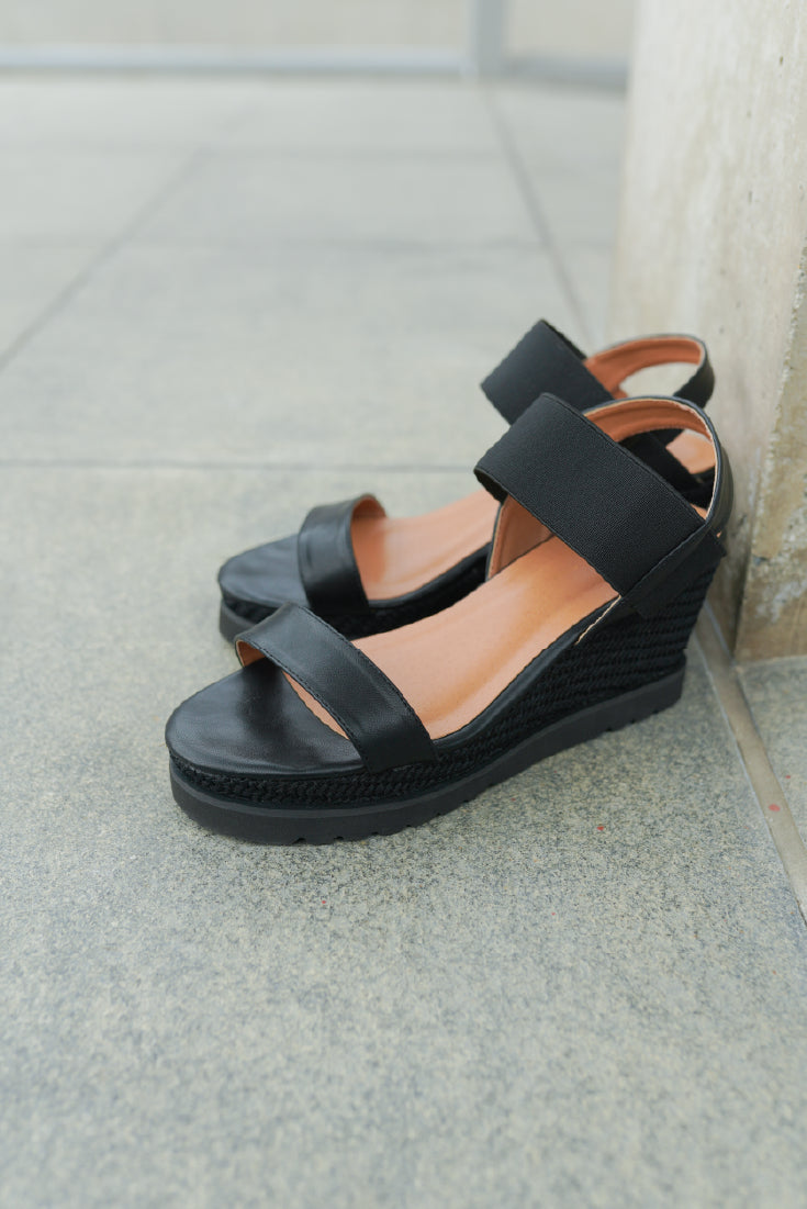 Bou Jeloud 2024 SPRING LOOK