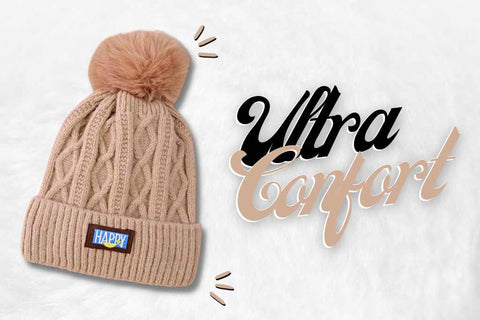 Bonnet Pompon Beige d'hiver.