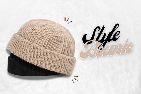 Bonnet beige pour homme style beanie.