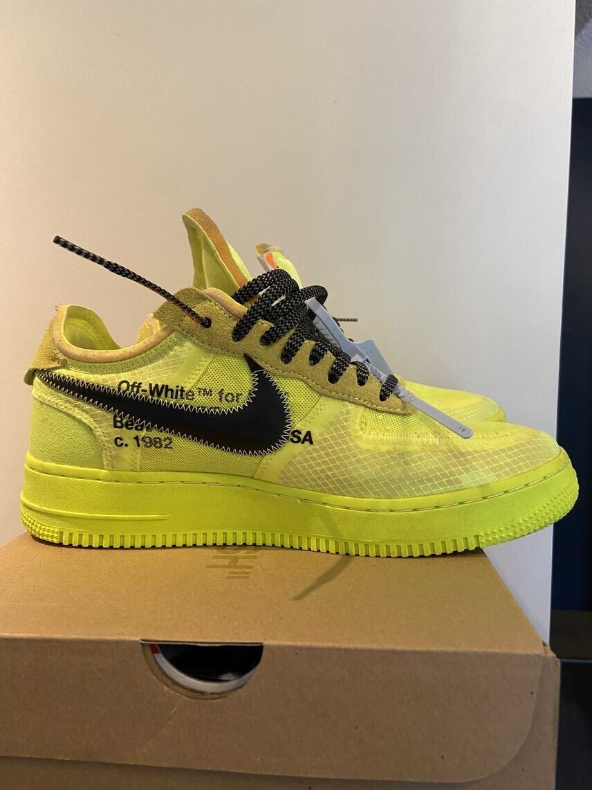 Nike Air Force 1 Low The Ten Off-White Volt AO4606-700 Size US 8.5