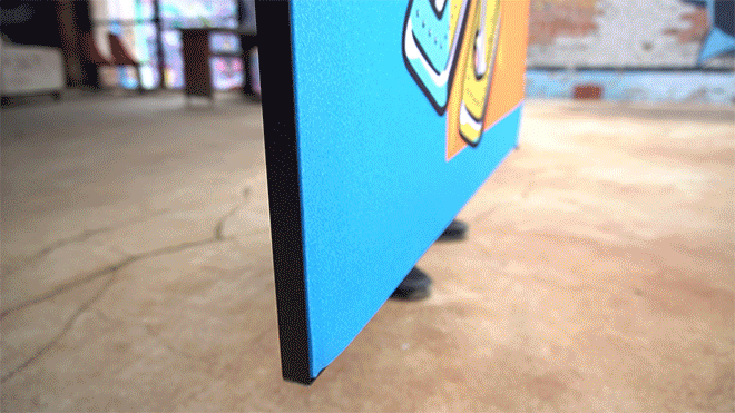 Fully assembled Strechiez print with frame