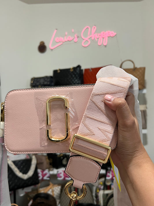 marc jacobs snapshot bag khaki｜TikTok Search