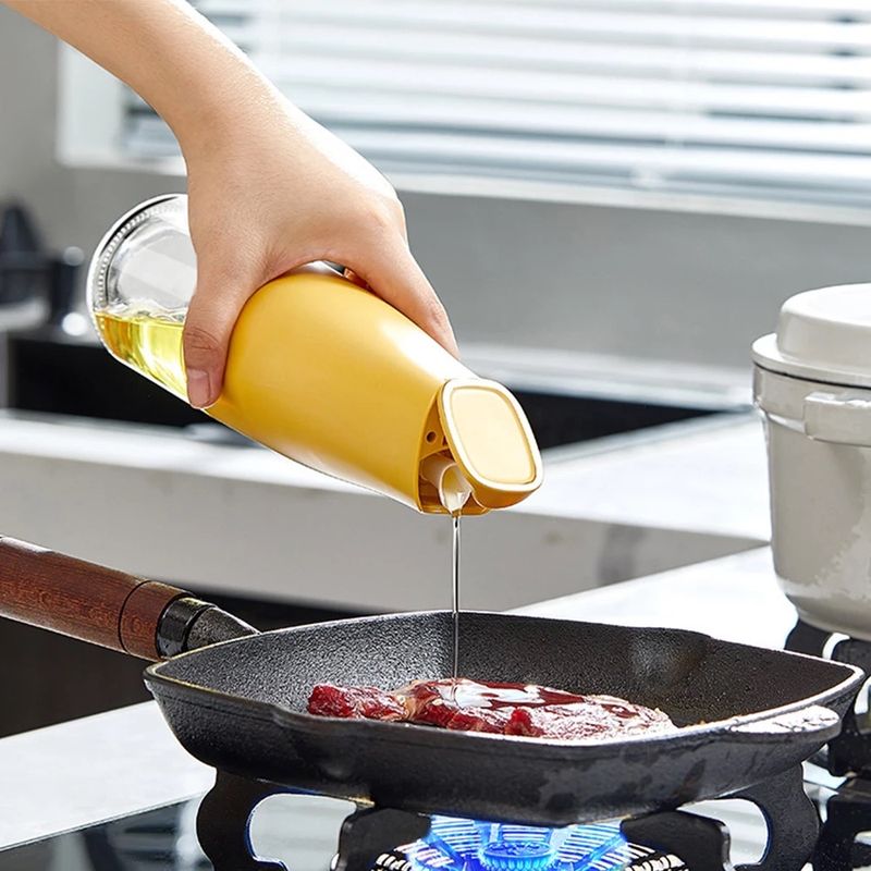 Automatic Oil Dispenser Bottle - Convenient Kitchen Gadget For