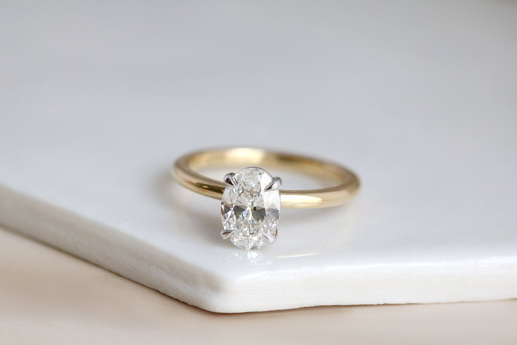 oval diamond engagement ring