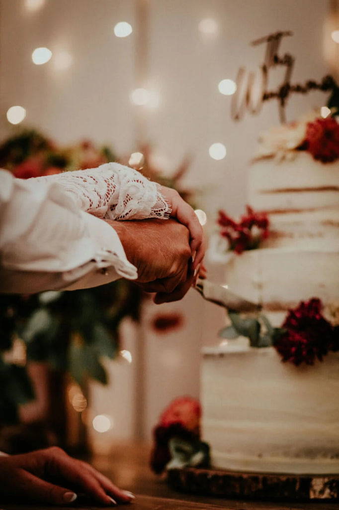 Cake Cut wedding Trevenna