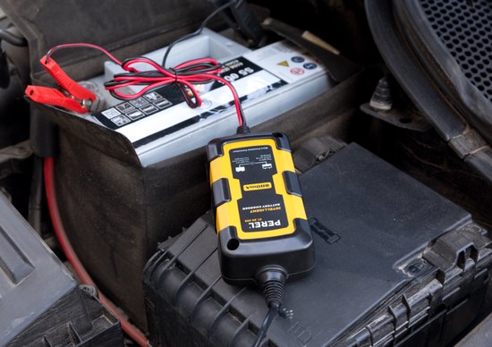 Perel Acculader/druppellader, 12 V loodzuuraccu's, met ledstatusweergave, voor auto, motor, scooter, boot, camper - 98c3209f9b59f6ee3a8a38f5bf5eb9f5bf281572_Enriched_product_image