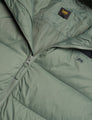 Lee Jeans Puffer Jacket – Kleur: Fort Green – Maat XS – Comfortabele en Stijlvolle Winterjas - d00599ed0559eb98eaf0de270cfba6f12e18ca0b_ljs112339010_cfortgreen_91_1_000efc34-e435-47d3-ac9f-0a7d9c641488