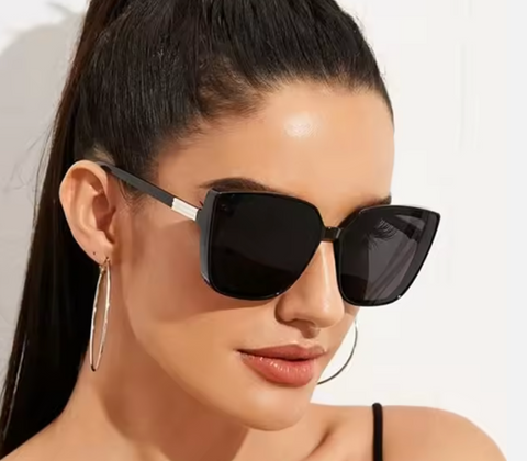 oversized sunglasses