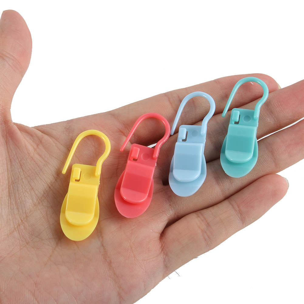 Colorful Suspender Clips Pacifier Clips Kam Clips Plastic Clips