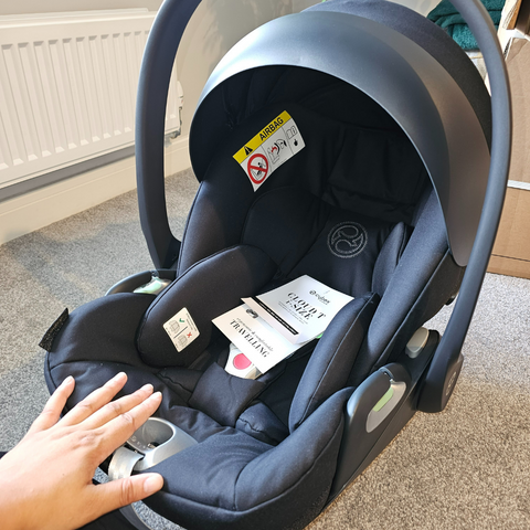 CYBEX Cloud T i-Size Car Seat at Natural Baby Shower