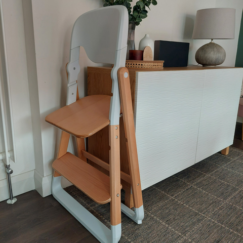 Ergobaby Evolve 2-in-1 Highchair - Natural / White - Natural Wood at Natural Baby Shower