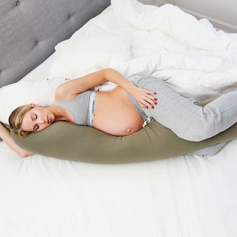 How to use a pregnancy pillow