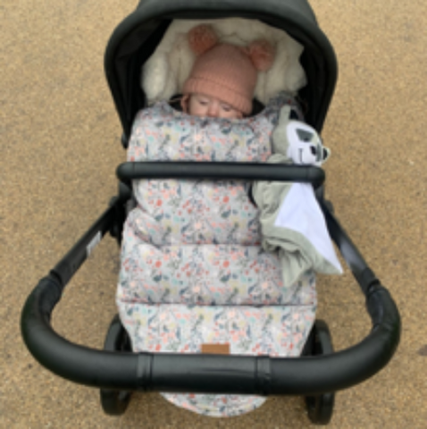 stokke footmuff age range