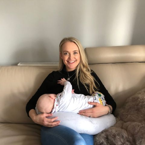 Parent Approved = bbhugme Nursing Pillow + Sleeve