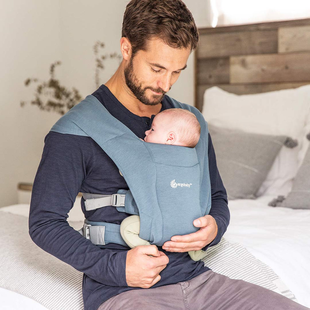 ergobaby embrace baby carrier