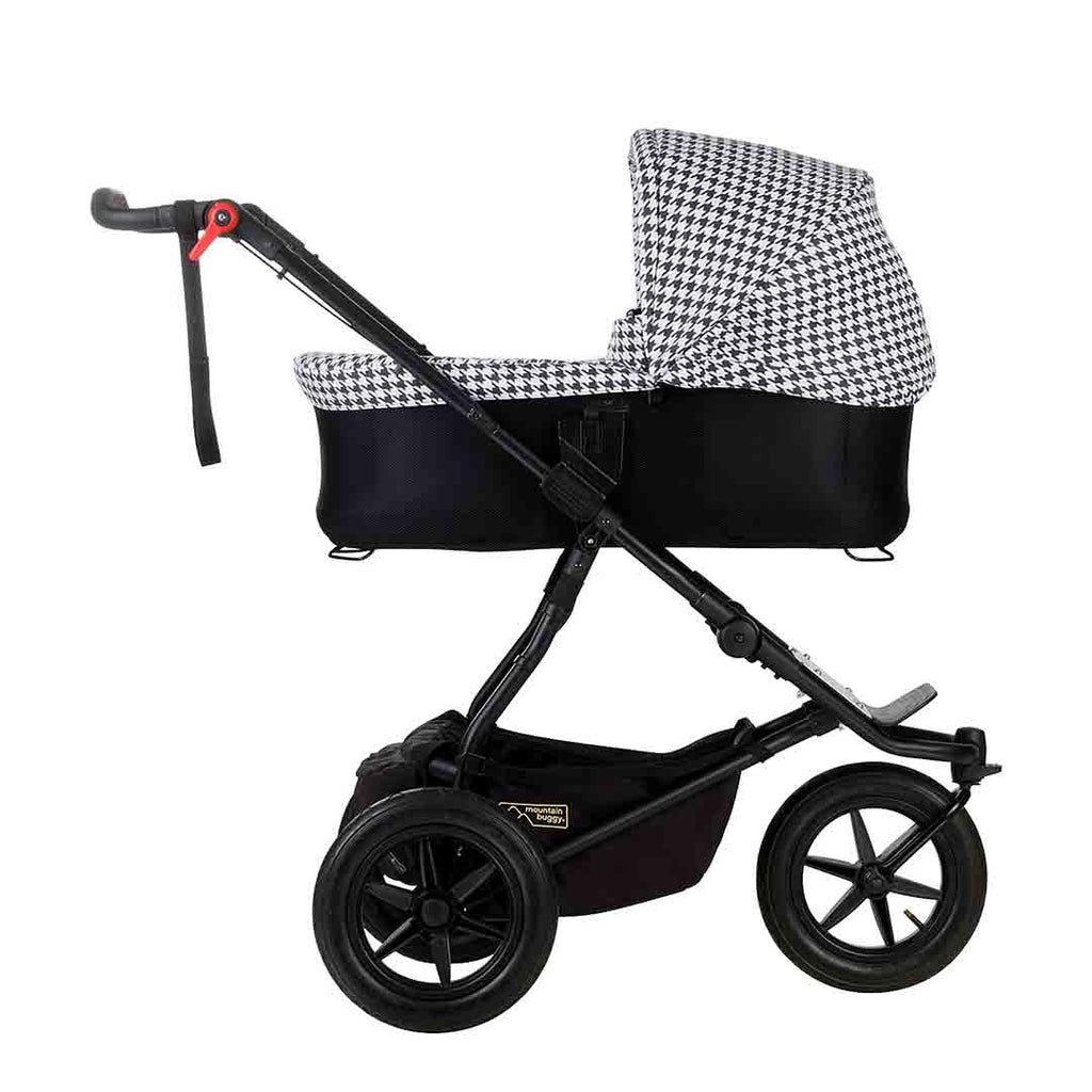 mountain buggy urban jungle carrycot