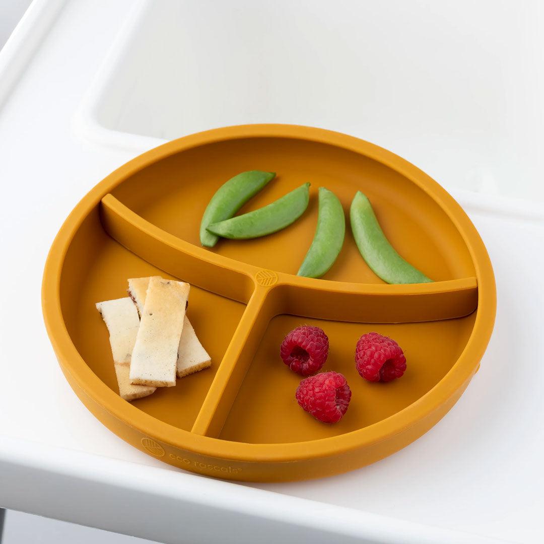 https://cdn.shopify.com/s/files/1/0690/1977/products/eco-rascals-silicone-divider-plate-mustard-lifestyle.jpg?v=1699437384