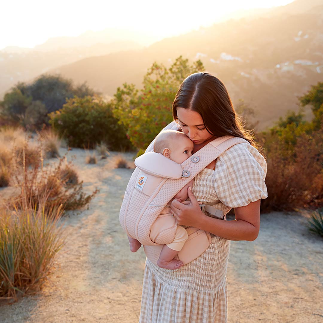 Ergobaby Omni Breeze Baby Carrier - Blue Lavender